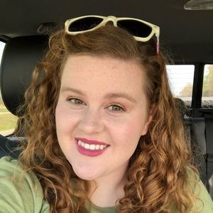 Meet your Posher, Cierra